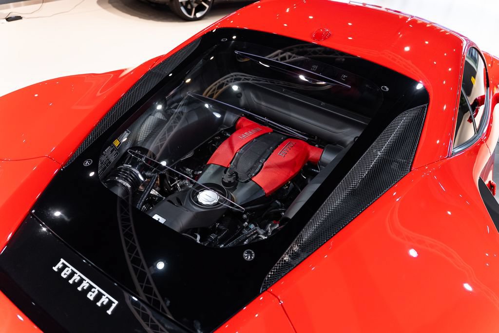 Certified 2021 Ferrari F8 Tributo RWD image 21