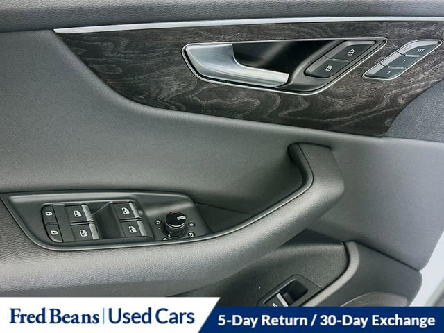 Used 2023 Audi Q8 Premium w/ Convenience Package image 20