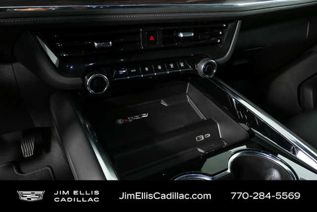Used 2025 Chevrolet Tahoe LT RWD image 17