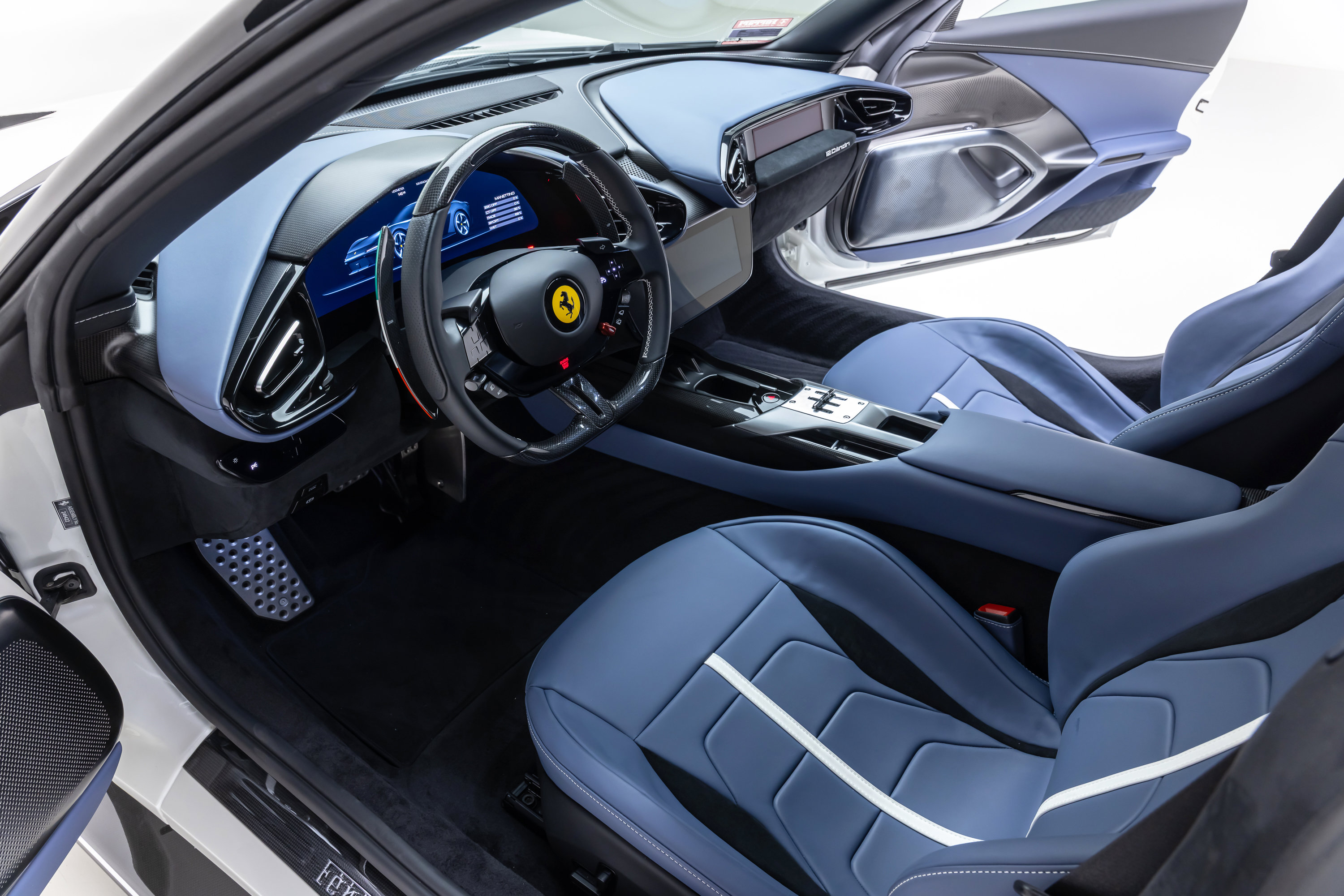 Used 2025 Ferrari 12Cilindri RWD image 24