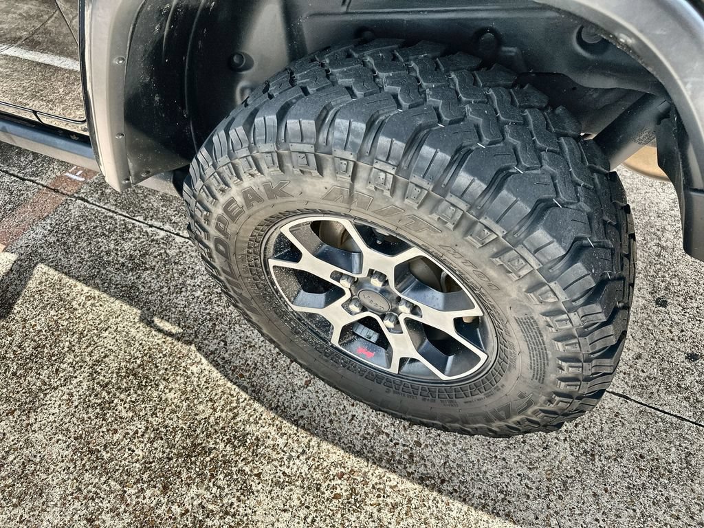 Used 2019 Jeep Wrangler Rubicon AWD/4WD image 12