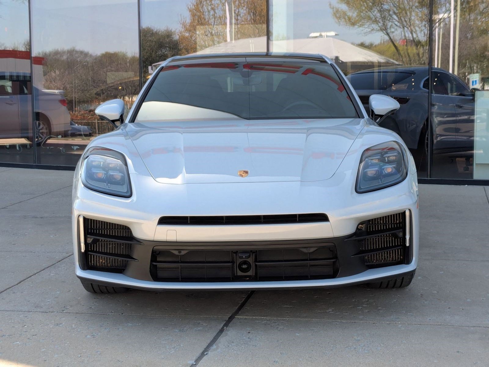 Certified 2025 Porsche Panamera 4 image 6