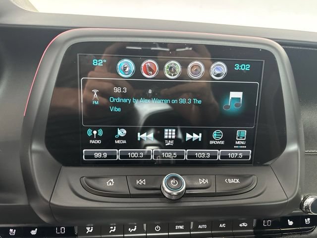 Used 2018 Chevrolet Camaro SS RWD image 5
