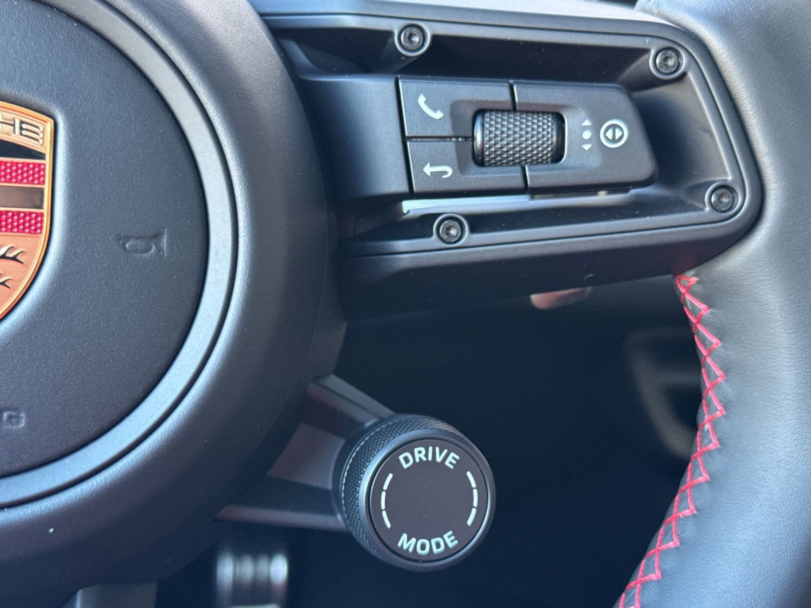 New 2026 Porsche Cayenne S image 30