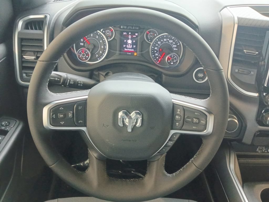 New 2026 RAM 1500 Lone Star AWD/4WD image 21