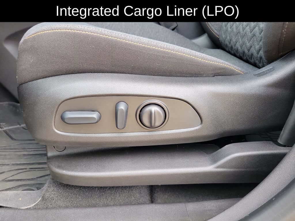 Used 2024 Chevrolet Equinox LT w/ LPO, Floor Liner Package FWD image 9