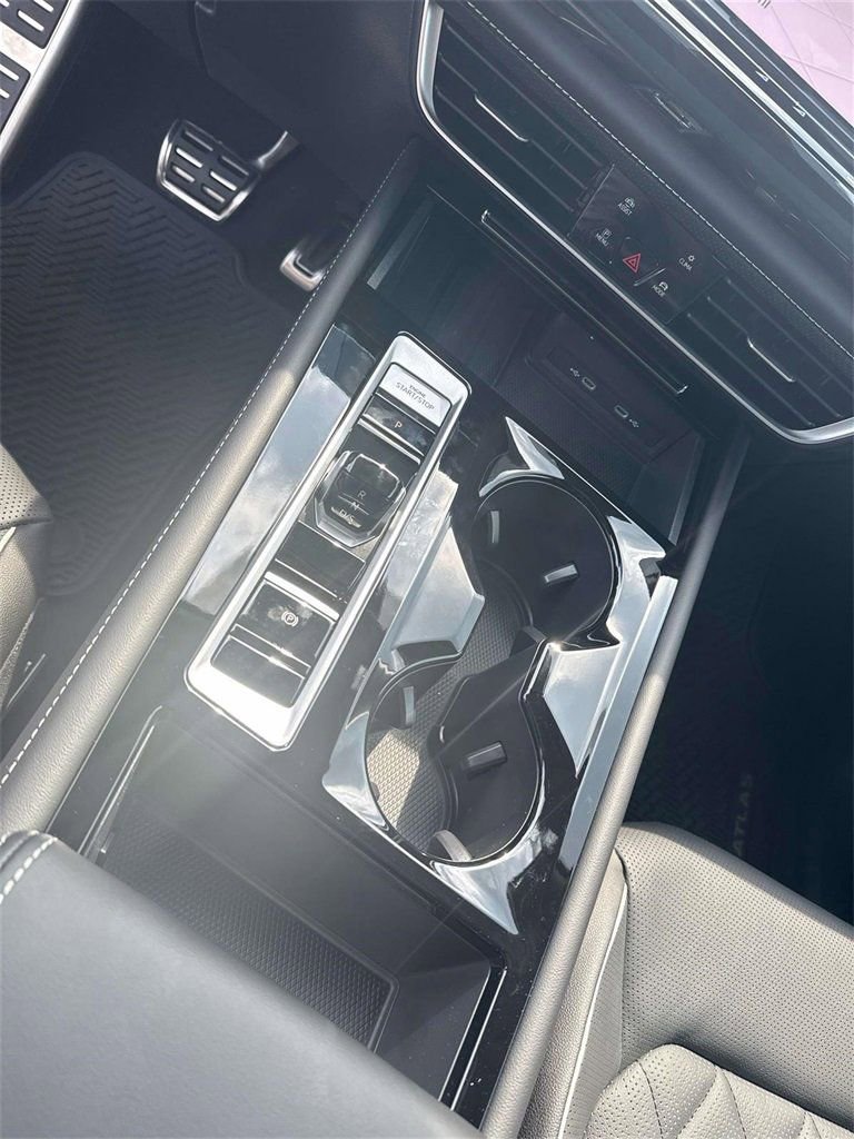 New 2026 Volkswagen Atlas SEL Premium R-Line image 24