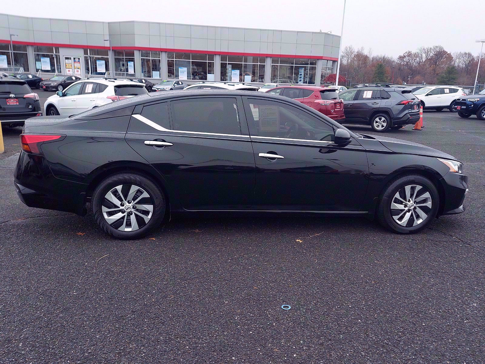 Used 2019 Nissan Altima 2.5 S FWD image 8