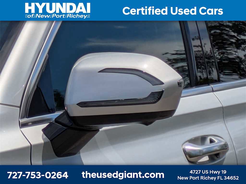 Used 2024 Hyundai Palisade Calligraphy image 11