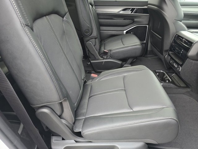 New 2026 Jeep Grand Wagoneer L Limited image 36