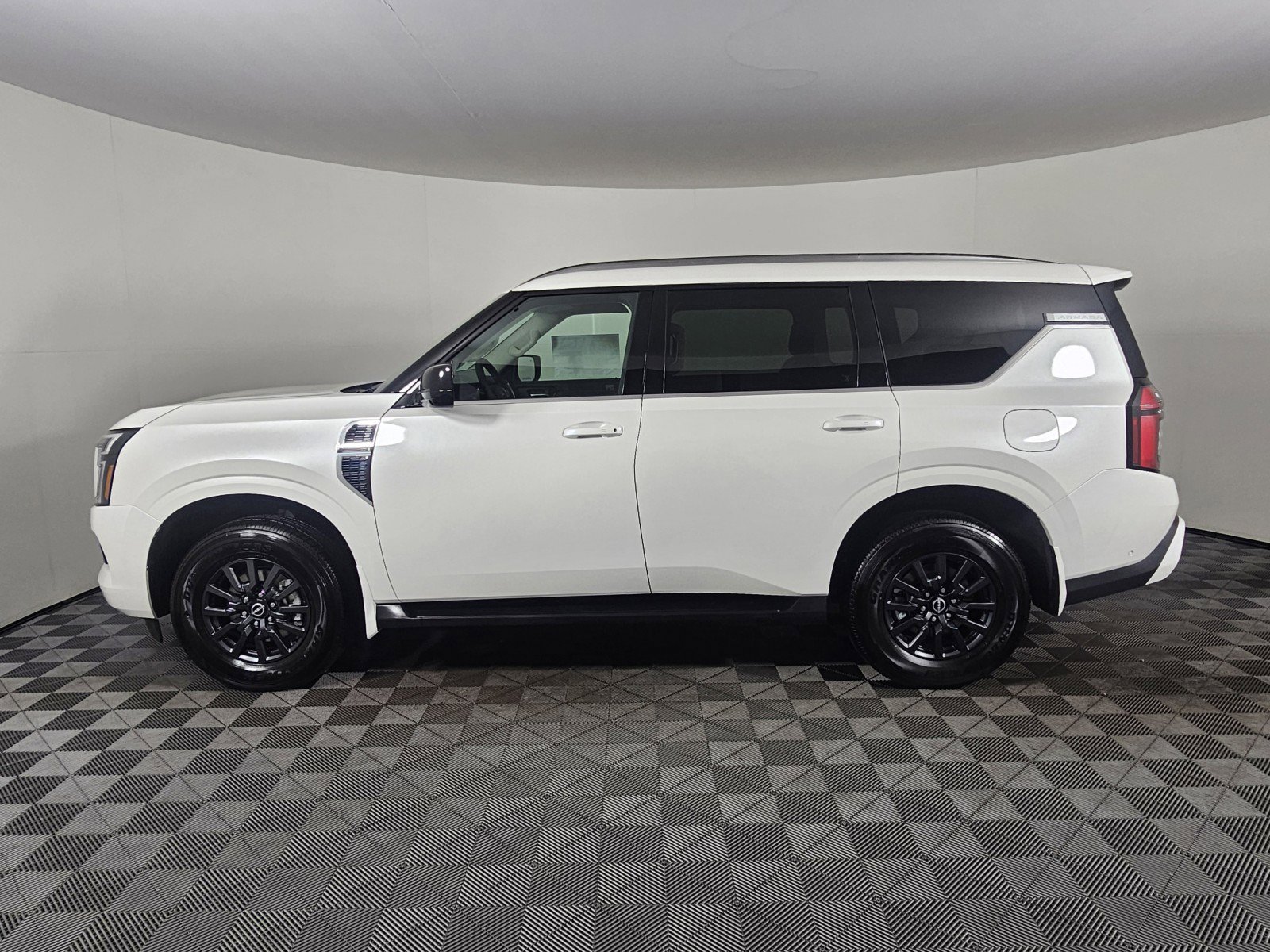 New 2026 Nissan Armada SV image 8