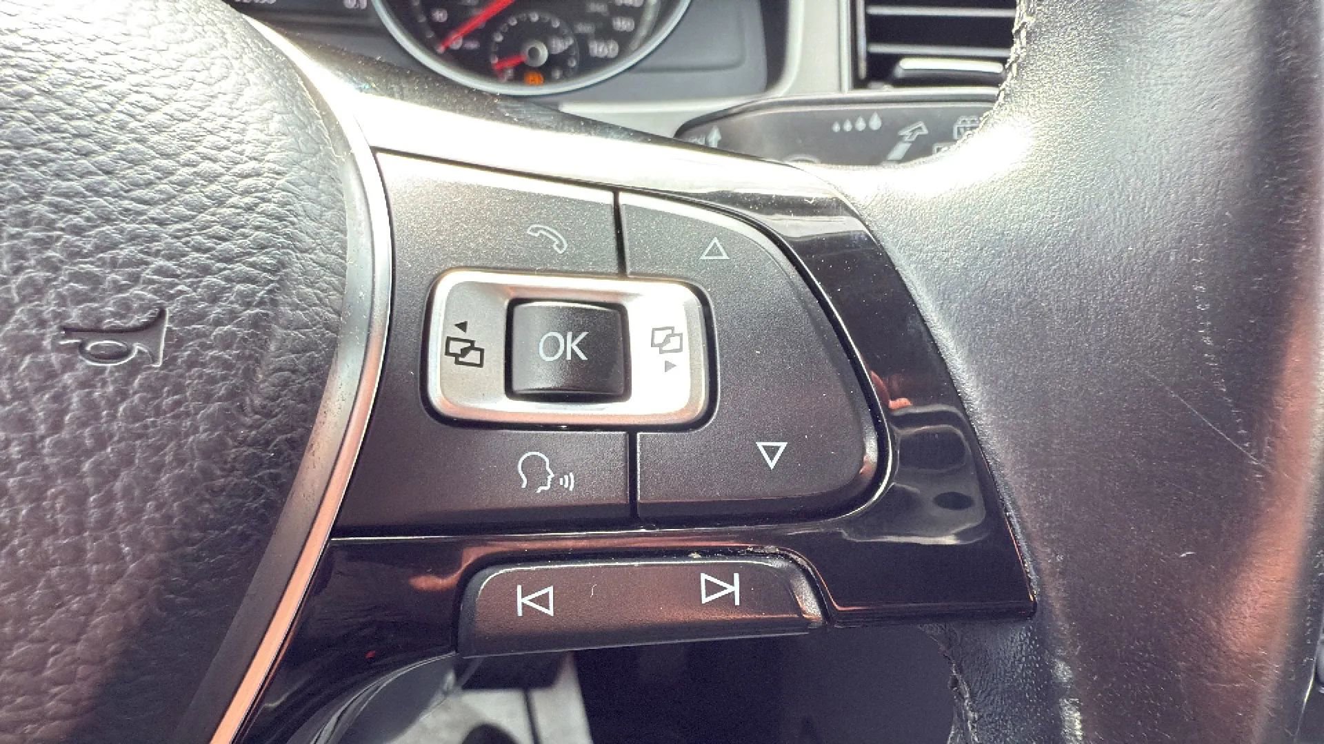 Used 2018 Volkswagen Atlas SEL image 11