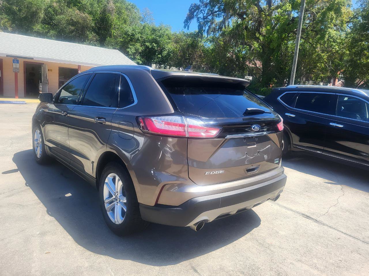 Used 2019 Ford Edge SEL w/ Equipment Group 201A FWD image 37