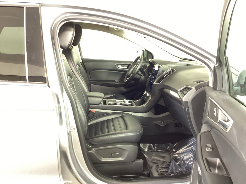 Used 2023 Ford Edge SEL w/ Convenience Package AWD/4WD image 10