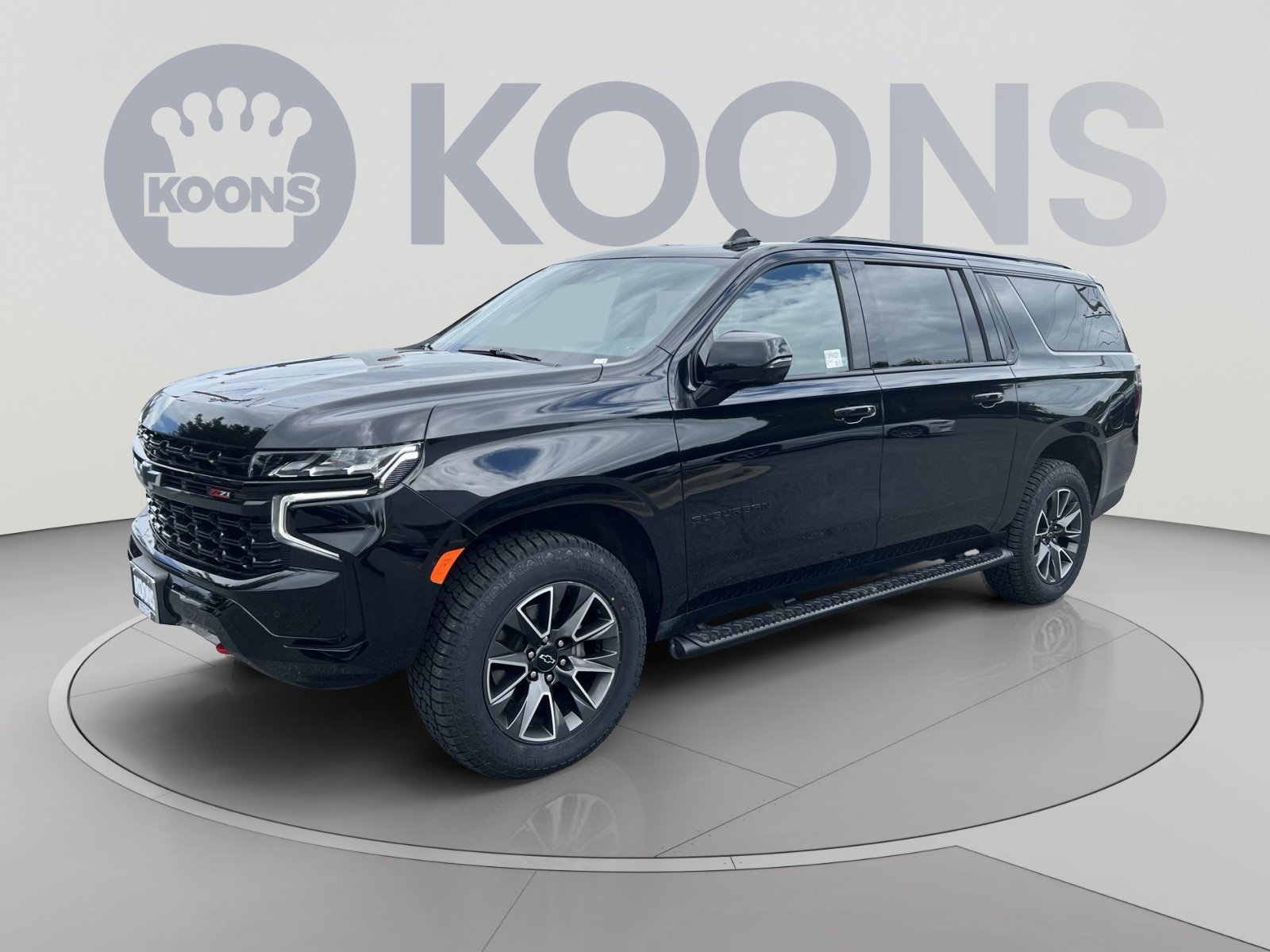 Used 2023 Chevrolet Suburban Z71 w/ Luxury Package AWD/4WD image 1