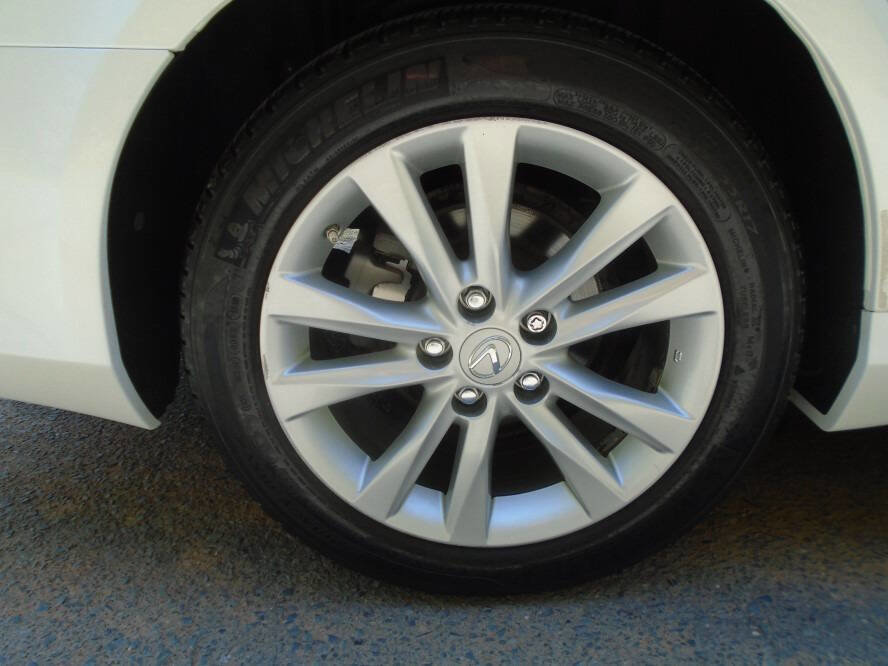 Used 2010 Lexus ES 350 image 30