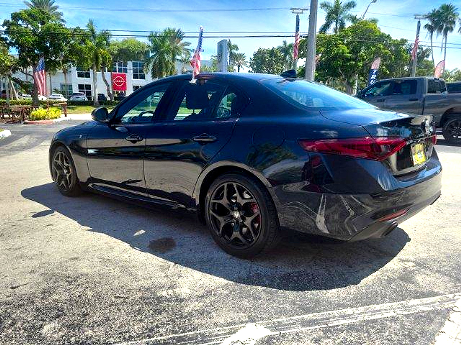 Used 2023 Alfa Romeo Giulia Ti w/ Active Assist Plus Package RWD image 5