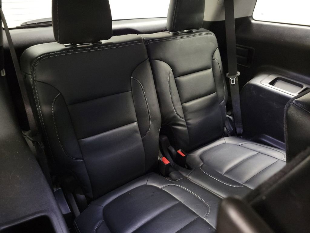 Used 2019 GMC Acadia SLE image 21