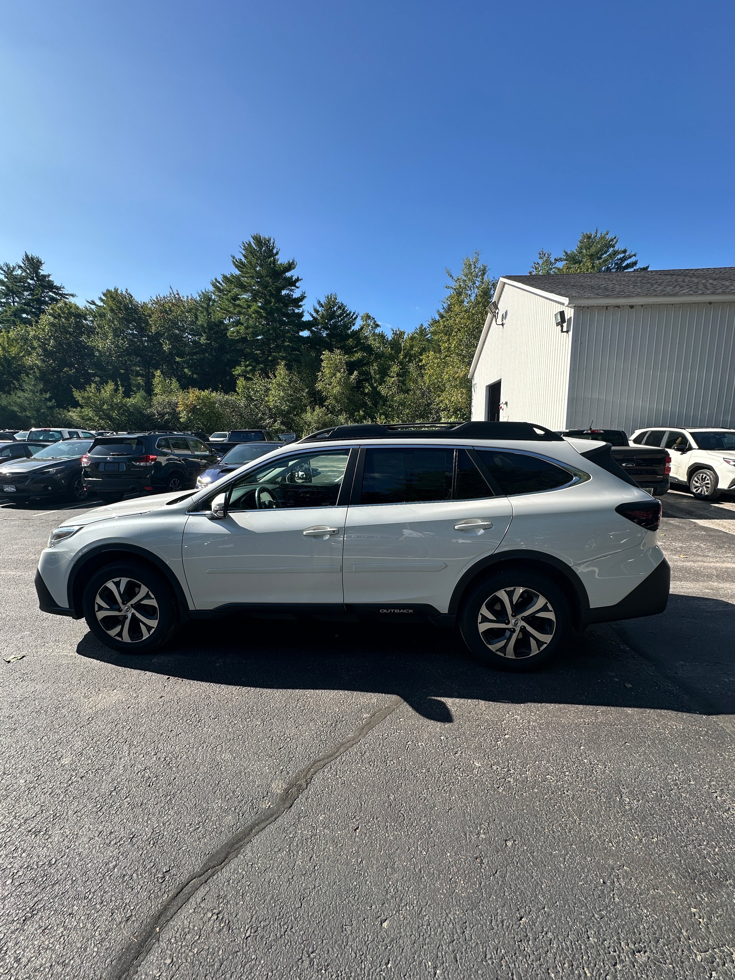 Used 2022 Subaru Outback Limited XT AWD/4WD image 10