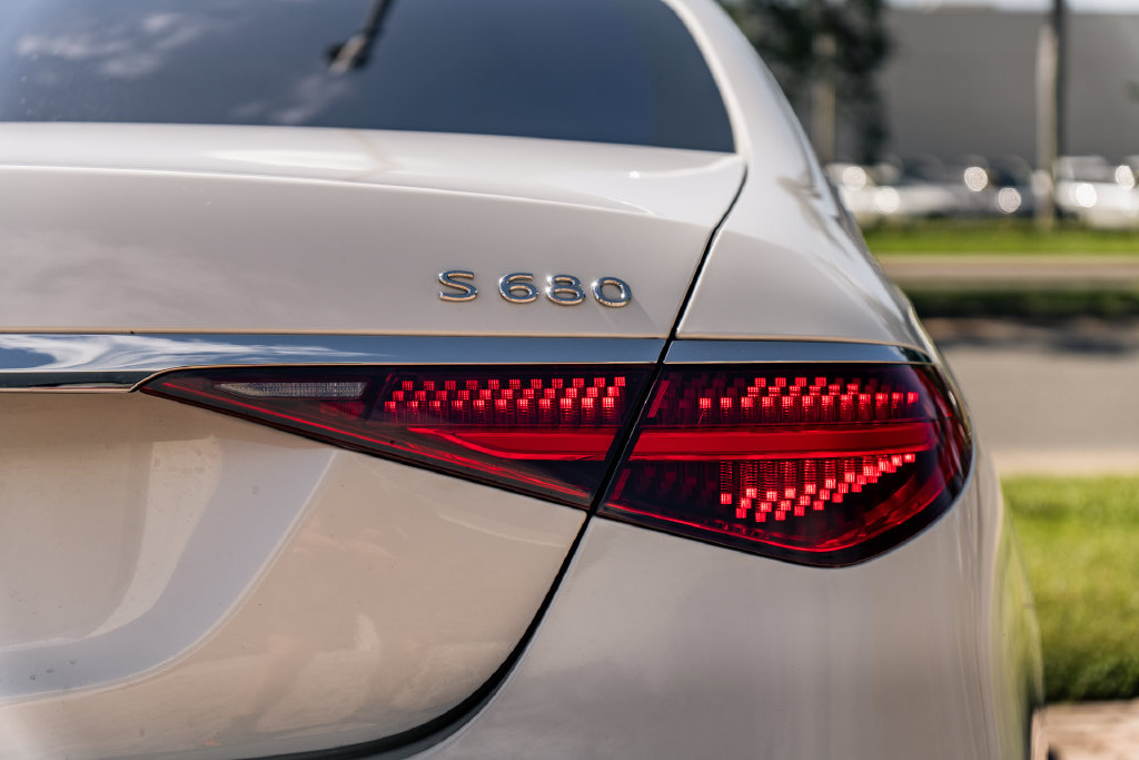Used 2024 Mercedes-Benz Maybach S 680 4MATIC image 12