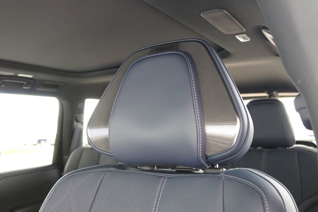 New 2026 INFINITI QX80 4WD image 17