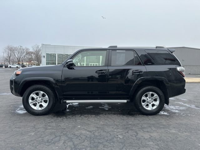 Certified 2024 Toyota 4Runner SR5 Premium w/ Moonroof Package image 4