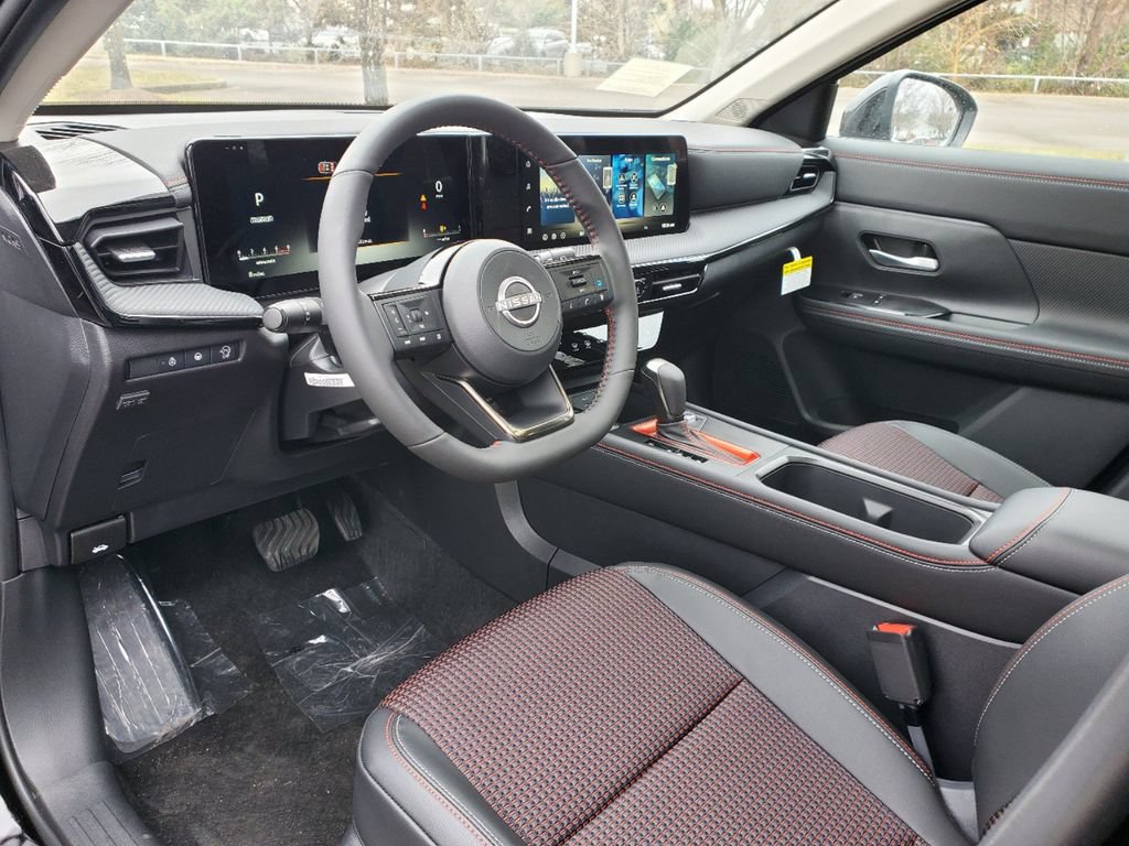 New 2026 Nissan Kicks SR w/ SR Premium Package FWD image 19