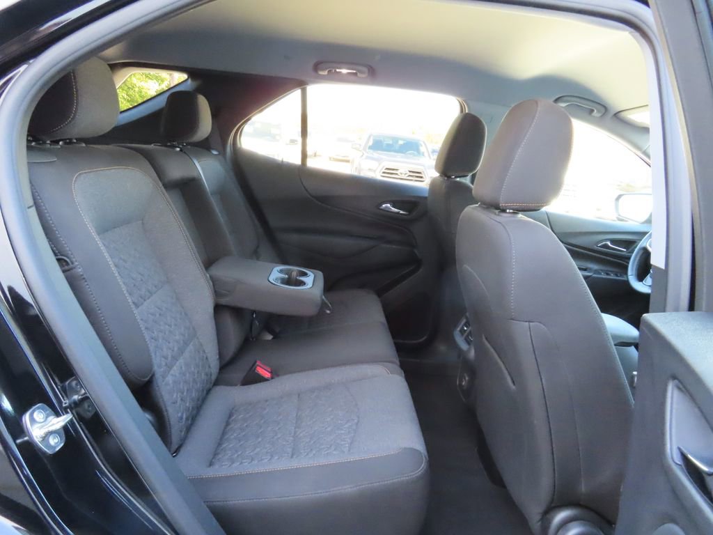 Used 2024 Chevrolet Equinox LT image 38