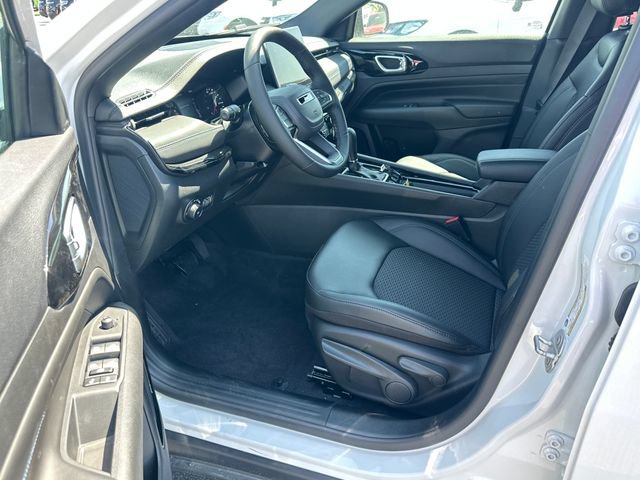 New 2026 Jeep Compass Latitude AWD/4WD image 9