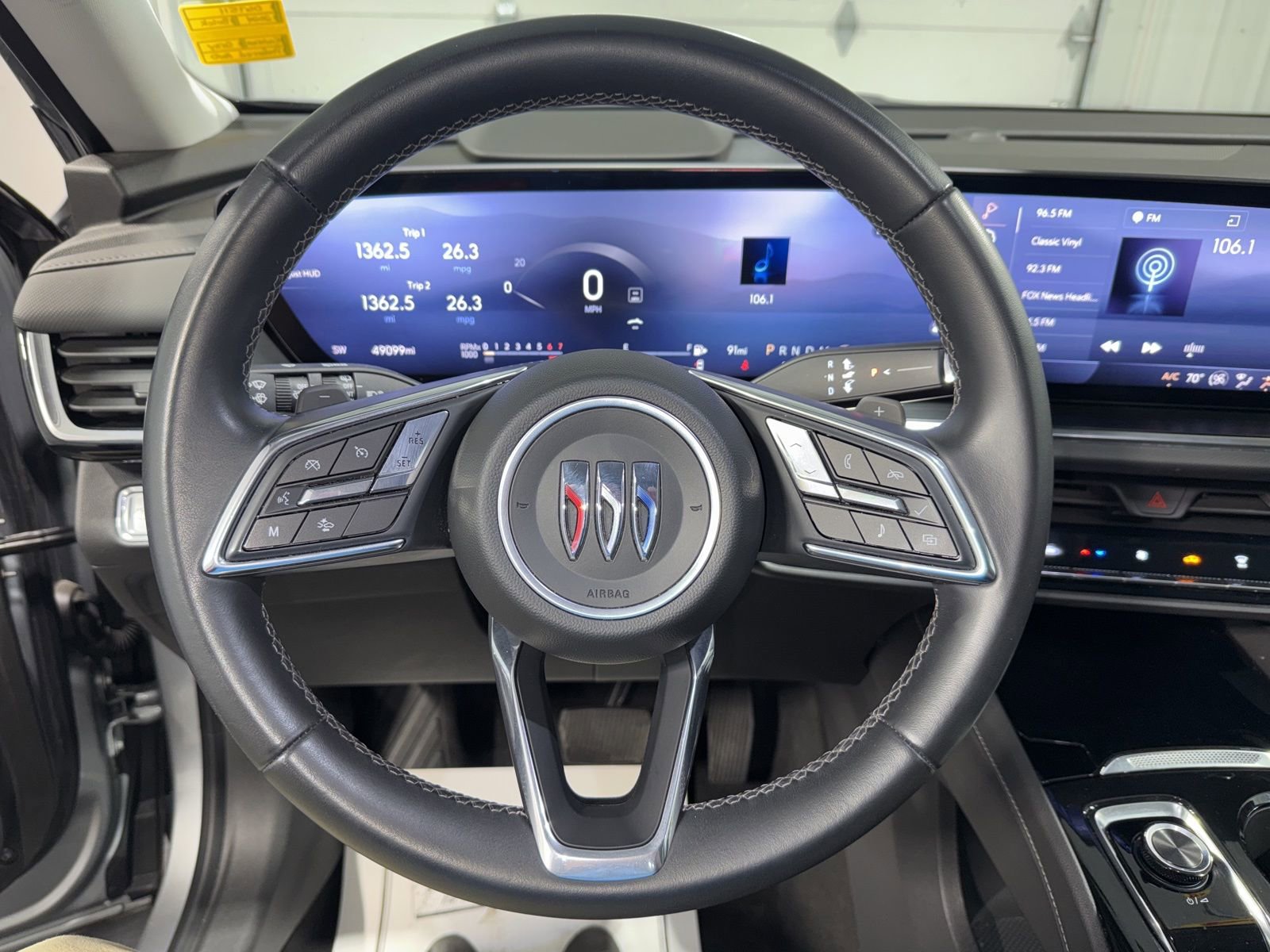 Used 2024 Buick Envision Preferred AWD/4WD image 28