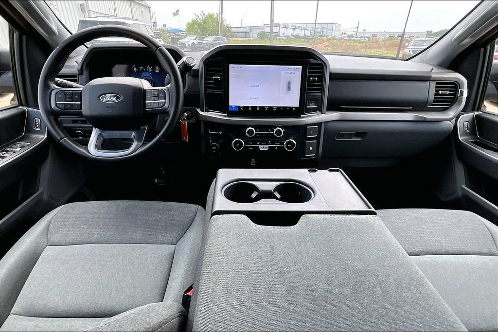 Used 2025 Ford F150 XLT w/ Equipment Group 301A Standard AWD/4WD image 17