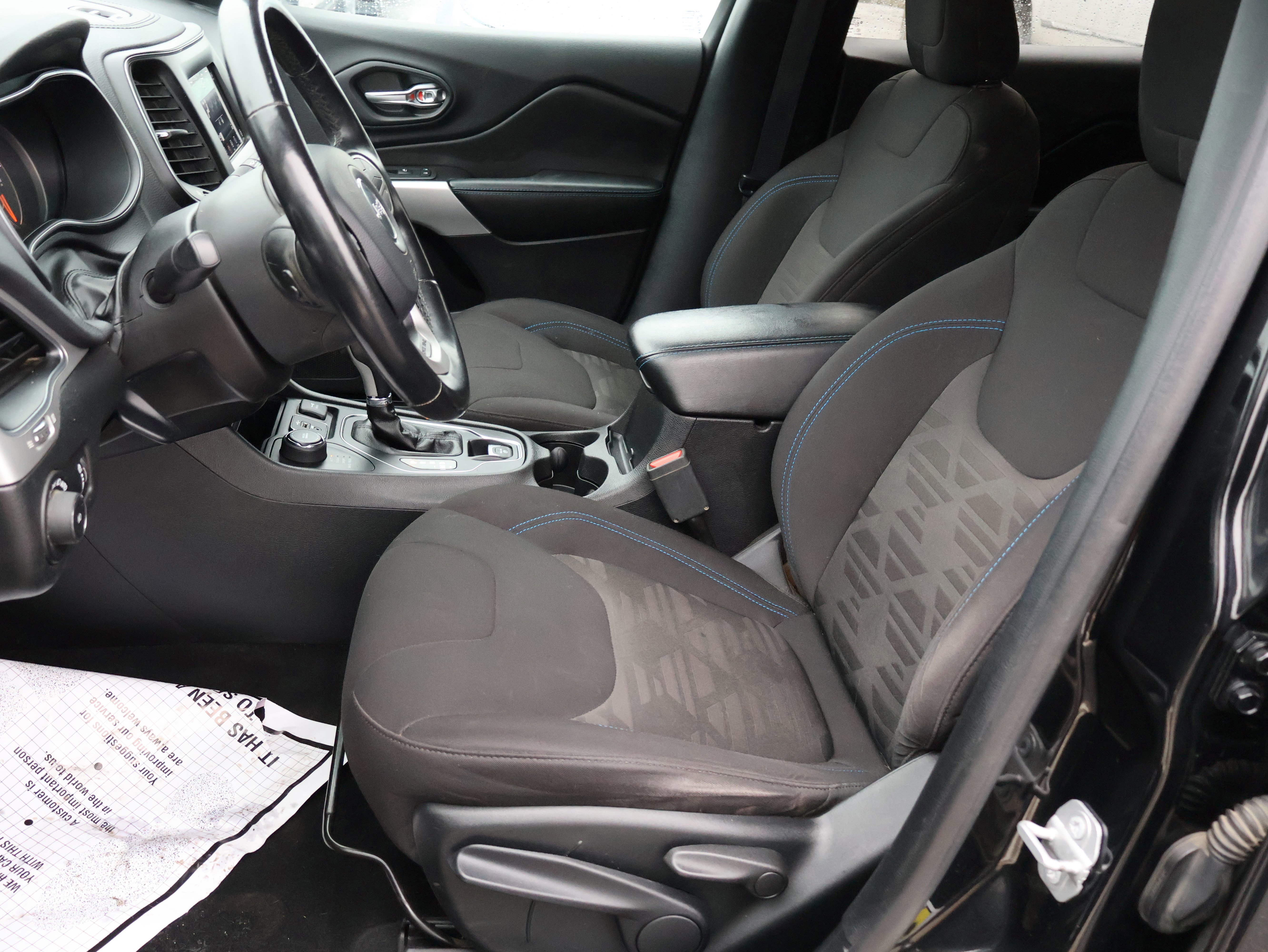 Used 2020 Jeep Cherokee Latitude image 42