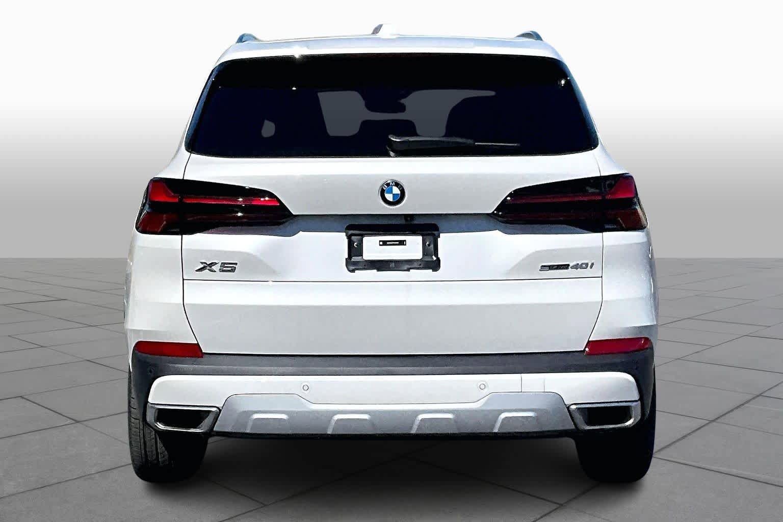 Certified 2026 BMW X5 sDrive40i RWD image 4