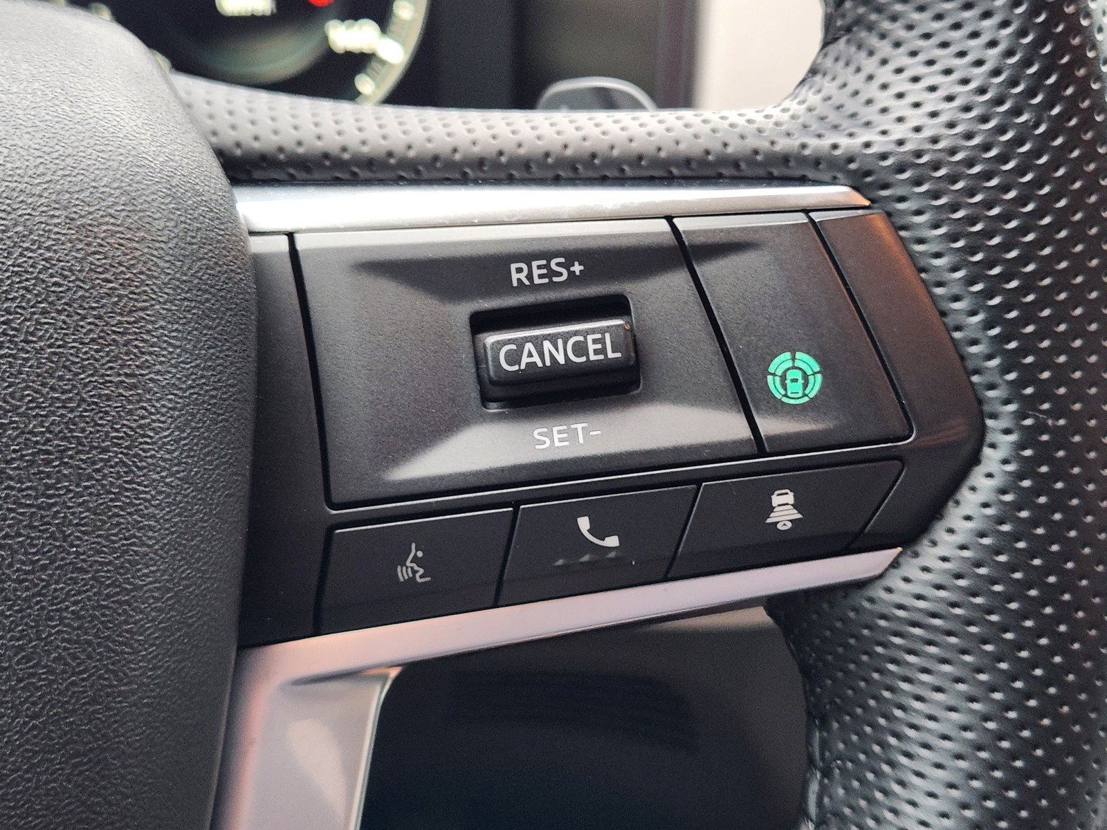 Used 2024 Mitsubishi Outlander SEL Black Edition FWD image 22