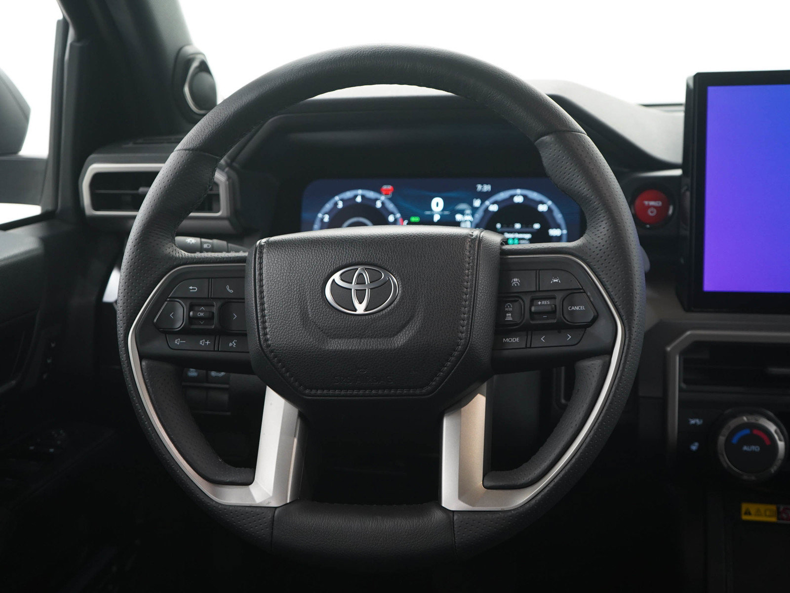 Used 2026 Toyota 4Runner TRD Off-Road Premium AWD/4WD image 17