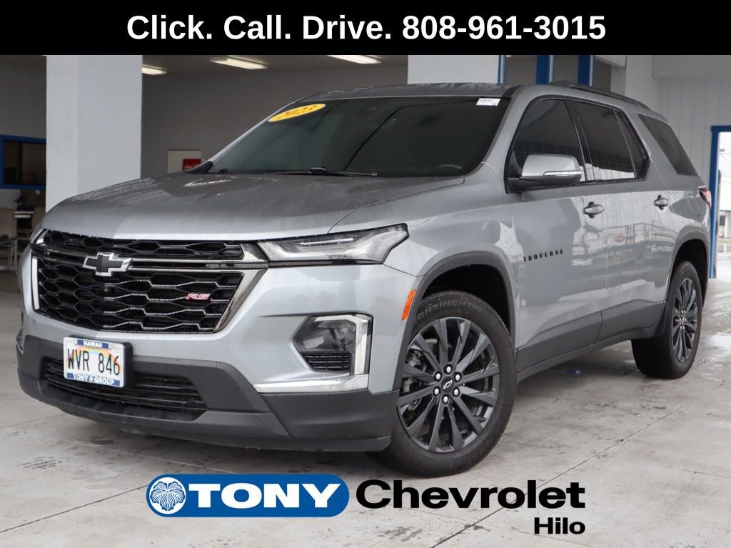 Used 2023 Chevrolet Traverse RS w/ LPO, Floor Liner Package image 1