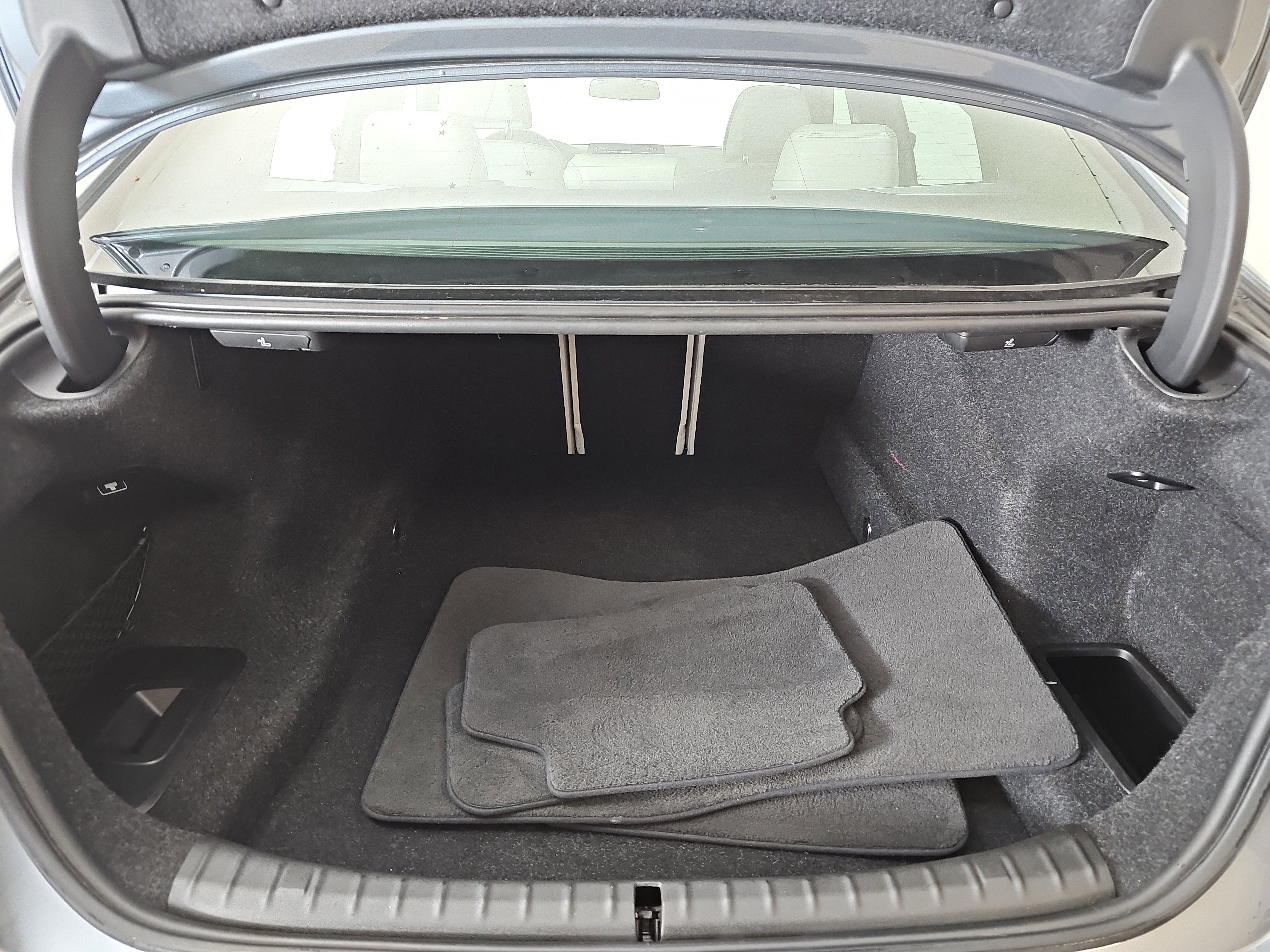 Used 2018 BMW M550i xDrive image 24