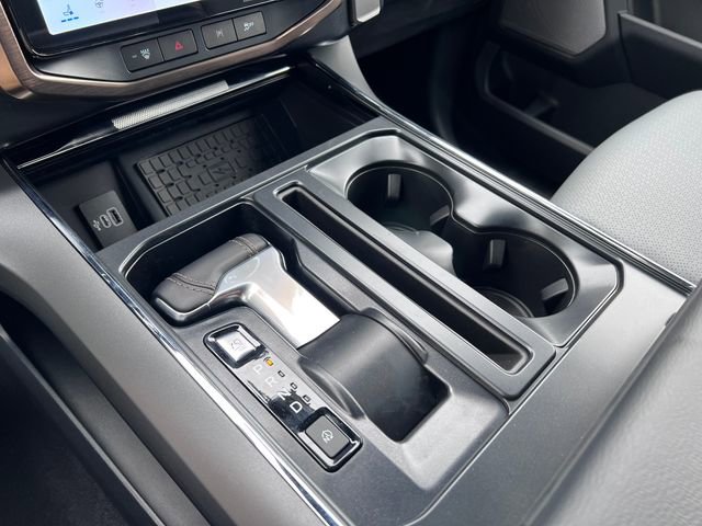 New 2025 Ford F150 Lightning Lariat AWD/4WD image 33