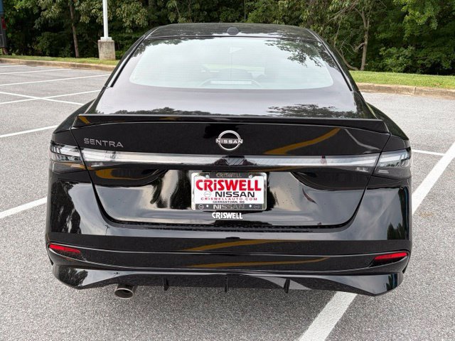 New 2027 Nissan Sentra SR w/ SR Premium Package FWD image 6