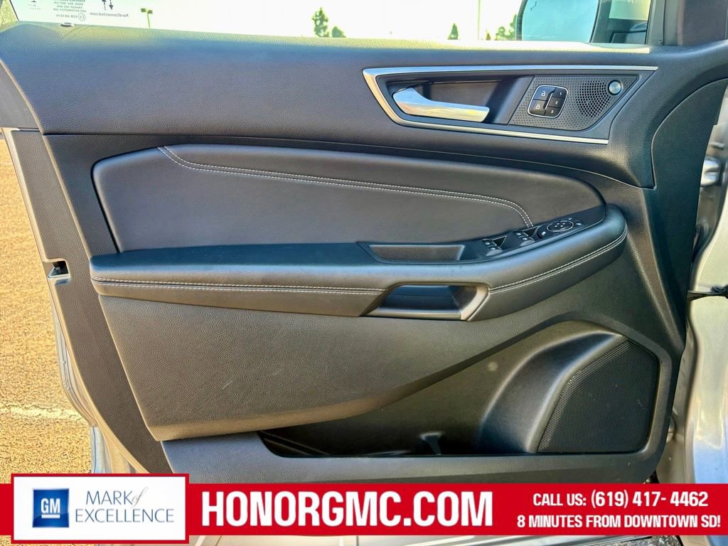Used 2024 Ford Edge Titanium AWD/4WD image 15