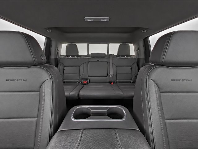 Used 2025 GMC Sierra 2500 Denali w/ Technology Package AWD/4WD image 23