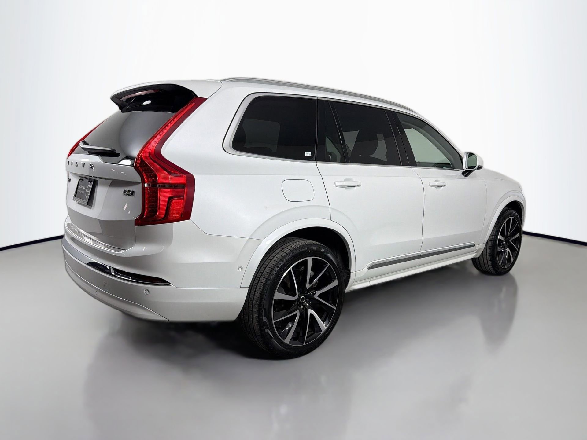 Certified 2024 Volvo XC90 B5 Plus w/ Protection Package Premier AWD/4WD image 6