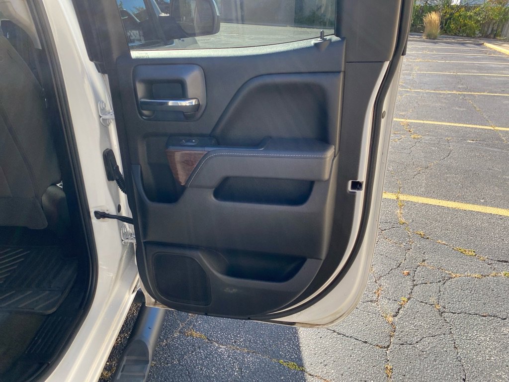 Used 2017 GMC Sierra 1500 SLE w/ SLE Value Package image 24
