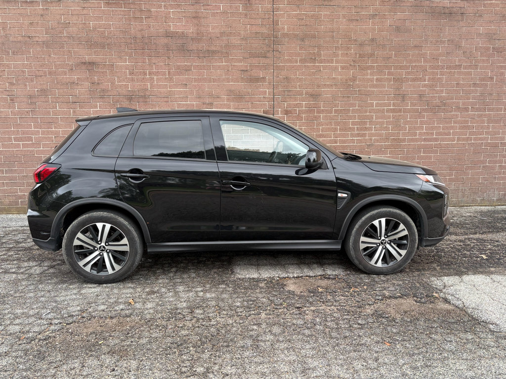 Used 2025 Mitsubishi Outlander Sport ES AWD/4WD image 6