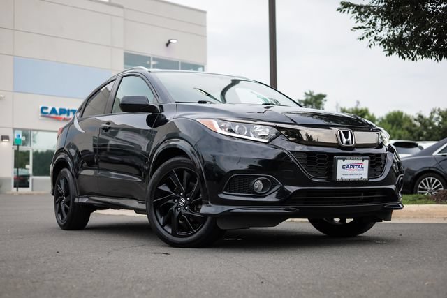 Used 2021 Honda HR-V Sport image 2