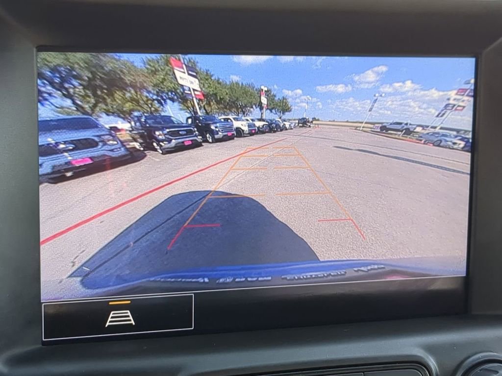 Used 2024 GMC Terrain SLT image 23