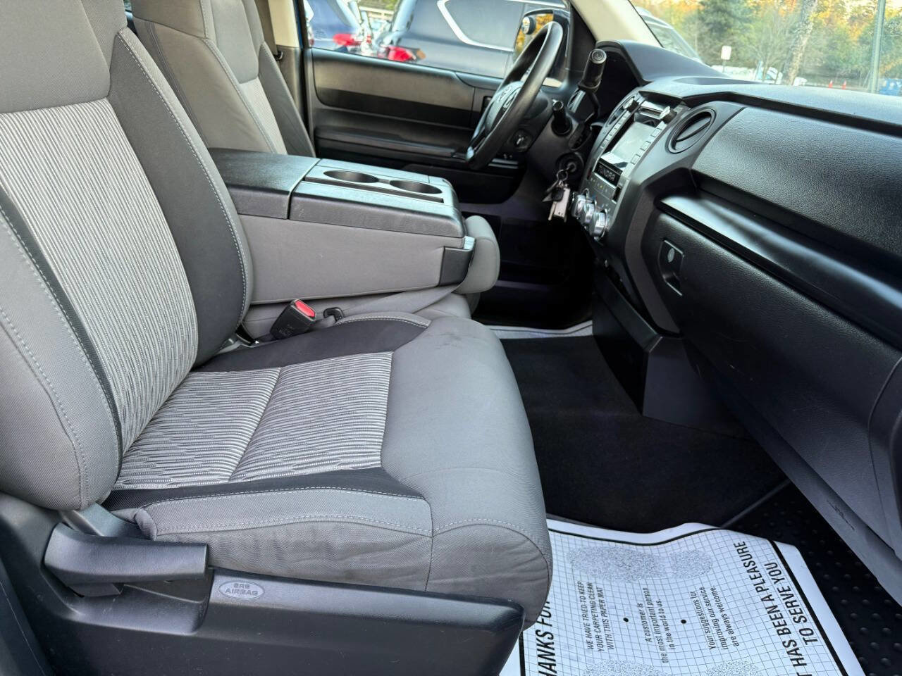 Used 2015 Toyota Tundra SR image 32