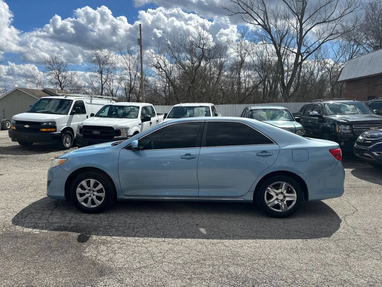 Used 2013 Toyota Camry LE image 5