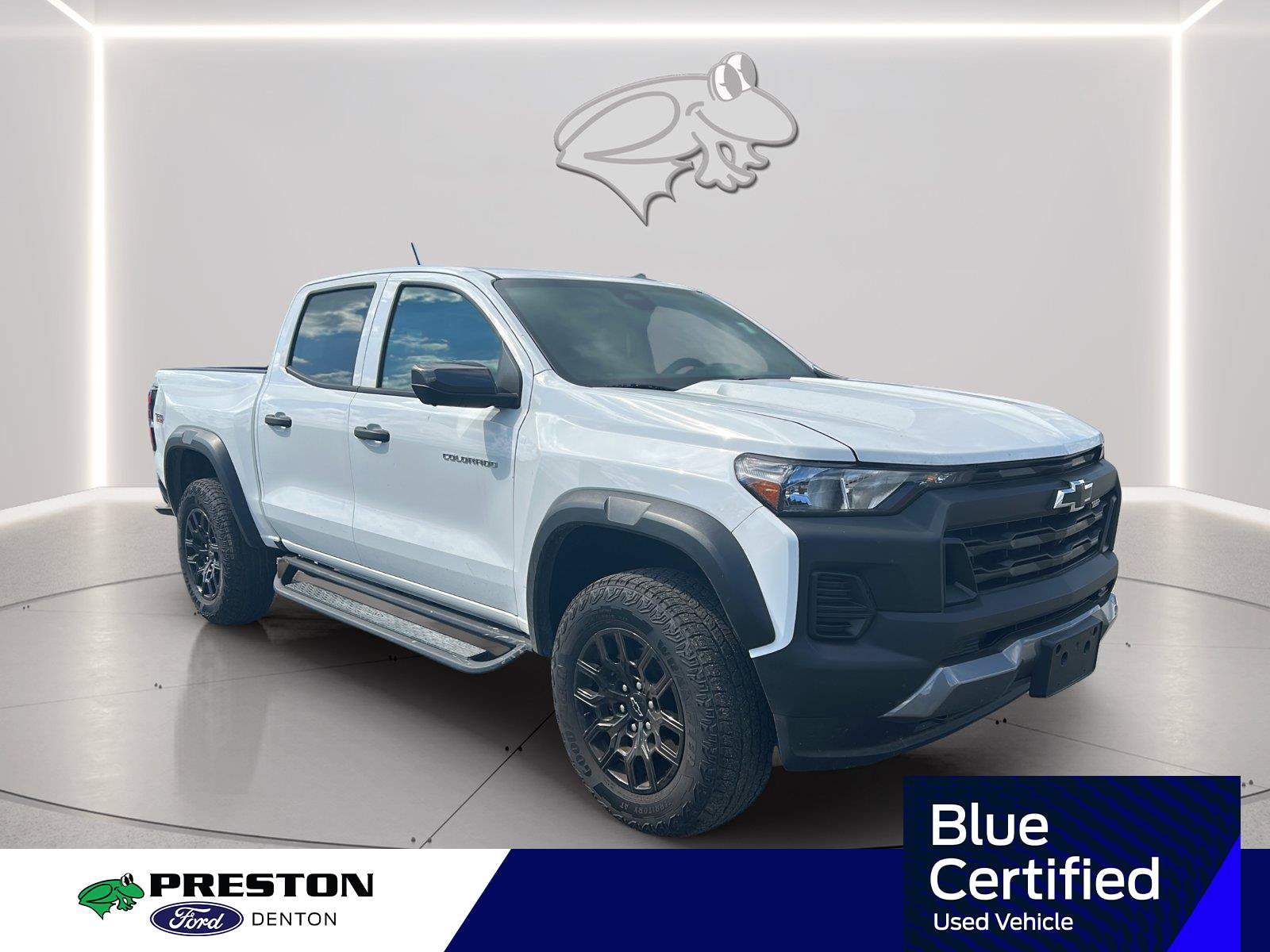 Used 2025 Chevrolet Colorado Trail Boss AWD/4WD image 8
