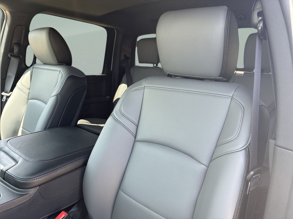 New 2026 RAM 3500 Tradesman AWD/4WD image 27